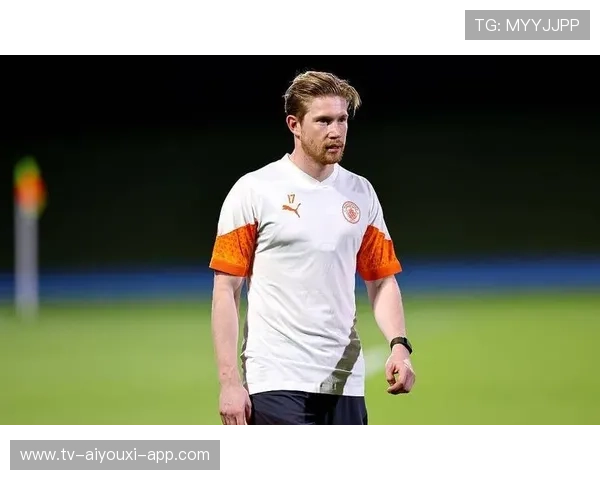 德布劳内派对照曝光，他居然在玩悠悠球