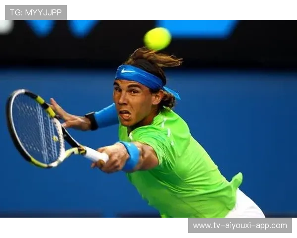 纳达尔一局两次神奇救球