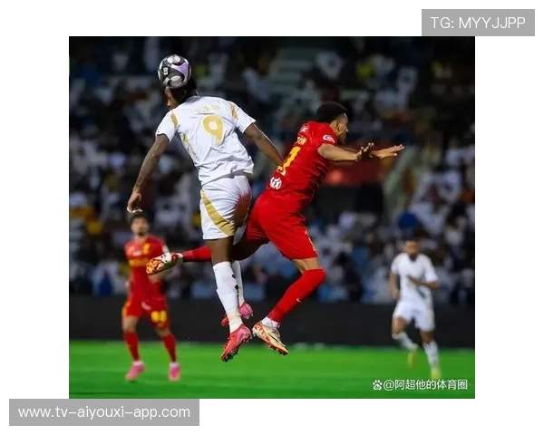 飞盘世界赛出现80米长传绝杀：赛场上的极致瞬间